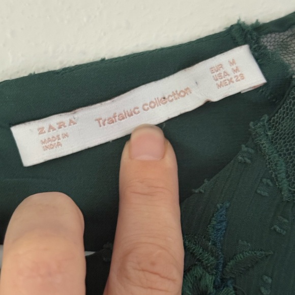 Zara Trafaluc Blouse sz Medium Green Embroidered Ruffle Peplum Top Short Sleeves - Picture 5 of 11